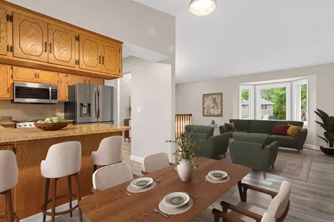 Dining - 7170 Grangeview N, Centerville, MN 55038 photo 1 of 2