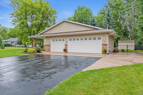 Exterior - 7170 Grangeview N, Centerville, MN 55038 photo 2 of 6