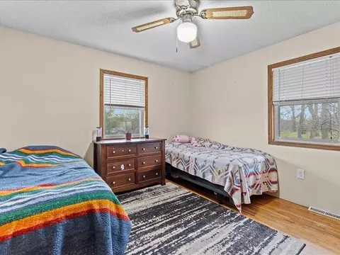 Bedroom - 10047 County Road 8, Brainerd, MN 56401 photo 2 of 4