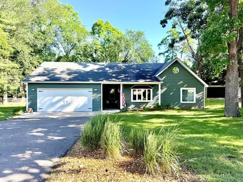 1381 Mississippi St NE, Fridley, MN 55432