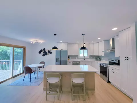 3949 Winnetka Ave N, New Hope, MN 55427
