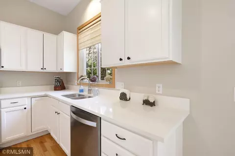 Kitchen - 15751 Cicerone Path, Rosemount, MN 55068 photo 3 of 5