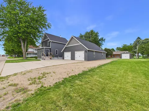 Exterior - 503 Main St E, Freeport, MN 56331 photo 2 of 14