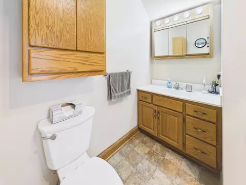 Bath - 503 Main St E, Freeport, MN 56331 photo 5 of 5