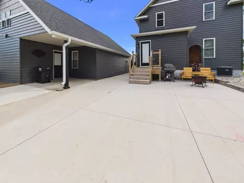 Exterior - 503 Main St E, Freeport, MN 56331 photo 6 of 14