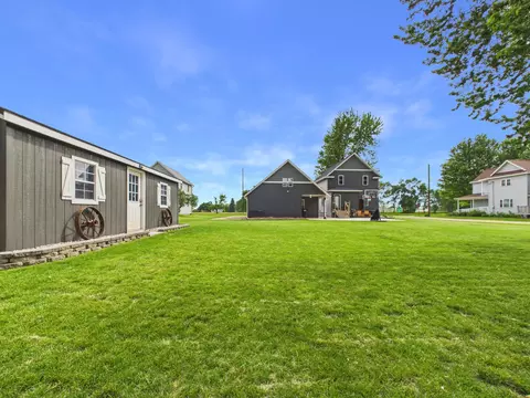 Exterior - 503 Main St E, Freeport, MN 56331 photo 12 of 14