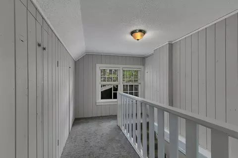 Entry Way - 656 E Saint Germain St, Saint Cloud, MN 56304 photo 2 of 4