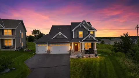 9684 7th St N, Lake Elmo, MN 55042