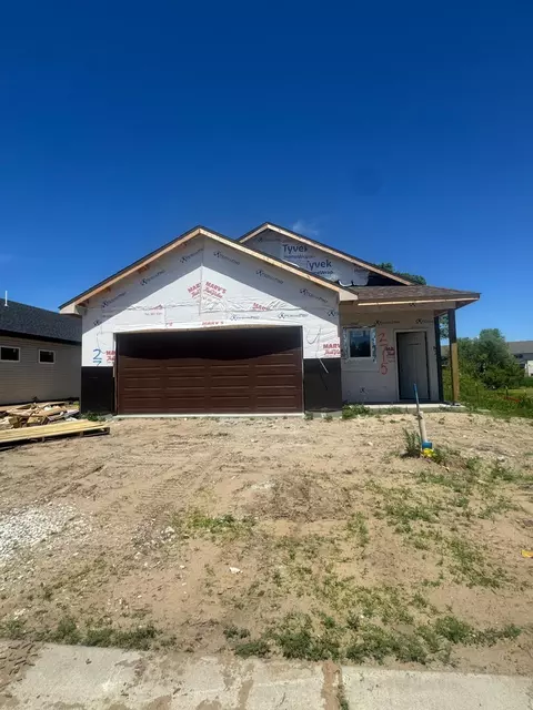 2715 229th Ln NW, Saint Francis, MN 55070
