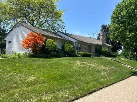 5501 Woodlawn Blvd, Minneapolis, MN 55417