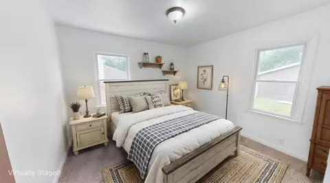 Bedroom - 1004 6th St SW, Willmar, MN 56201 photo 3 of 8