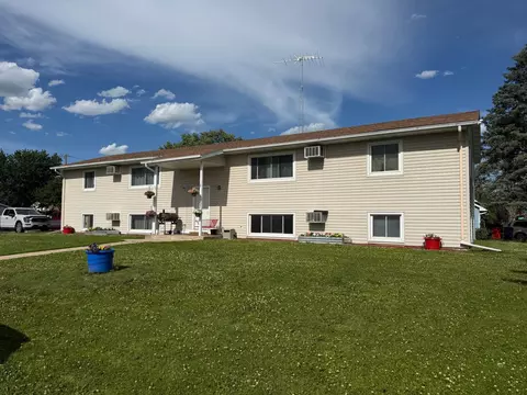 150 2nd Ave SW, Elgin, MN 55932
