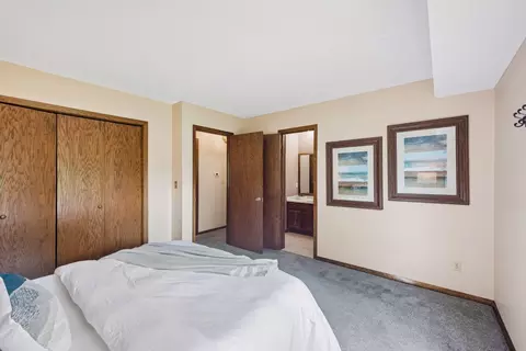 Bedroom - 5900 Afton Rd, Shorewood, MN 55331 photo 2 of 8