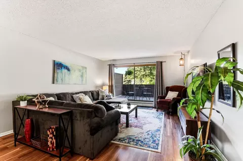 705 E Burnsville Pkwy #114, Burnsville, MN 55337