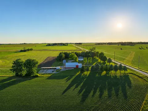 26469 700th St, Kasson, MN 55944