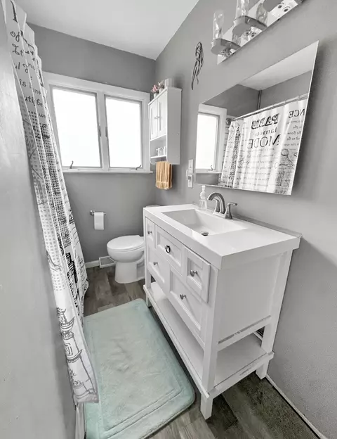 Bath - 36 23rd Ave S, Saint Cloud, MN 56301 photo 1 of 2