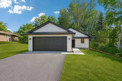 1005 2nd St SE, Faribault, MN 55021