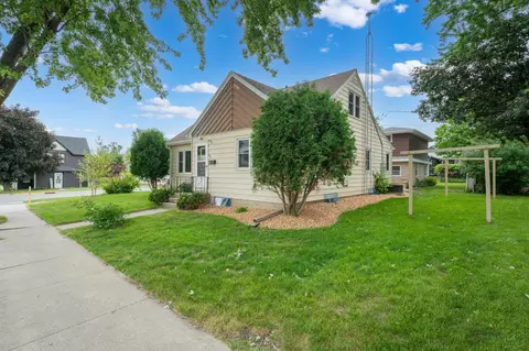 Exterior - 145 6th St NW, Plainview, MN 55964 photo 3 of 3