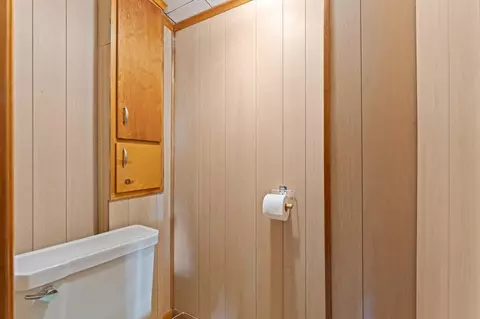 Bath - 145 6th St NW, Plainview, MN 55964 photo 2 of 3