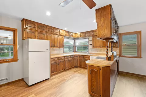Kitchen - 145 6th St NW, Plainview, MN 55964 photo 1 of 5
