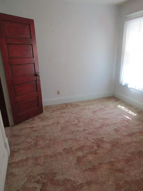 Bedroom - 507 N 3rd St, Montevideo, MN 56265 photo 6 of 8