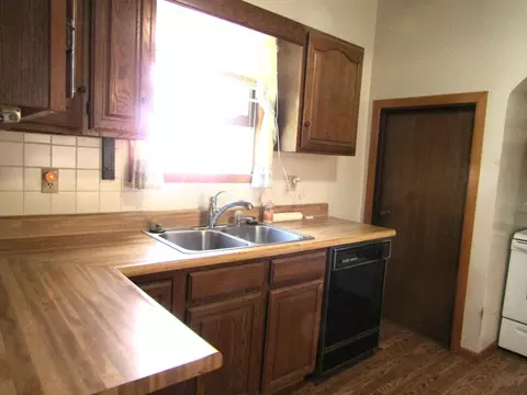 Kitchen - 507 N 3rd St, Montevideo, MN 56265 photo 3 of 4