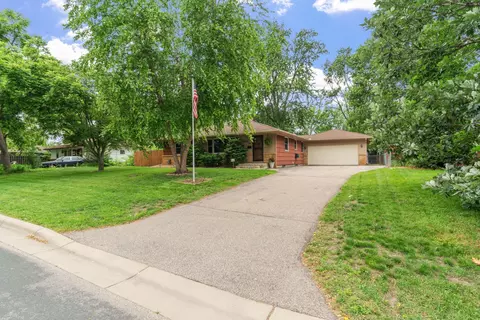 10916 Ewing Ave S, Bloomington, MN 55431
