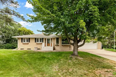 5708 141st St N, Hugo, MN 55038