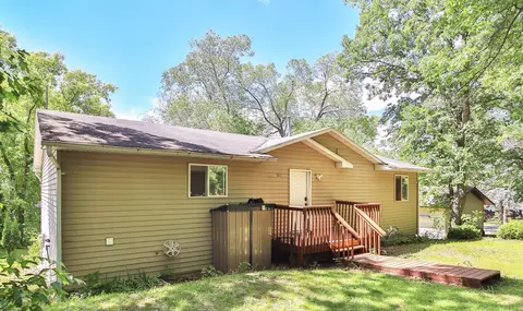 911 8th St NE, Little Falls, MN 56345