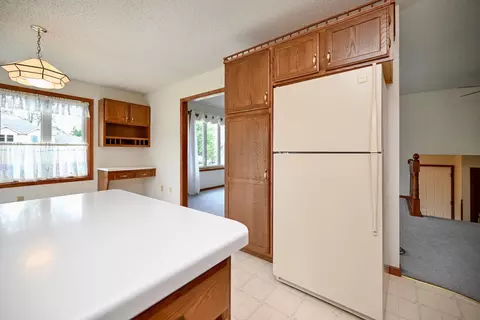 205 Benson Dr, Lewiston, MN 55952