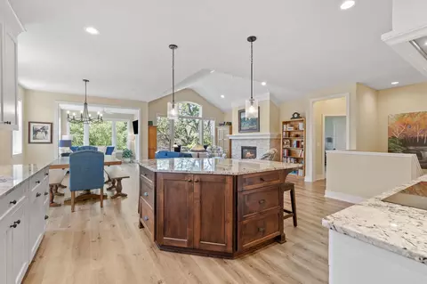 17091 Kerrick Ct, Lakeville, MN 55044