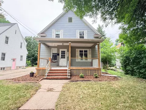1120 4th Ave S, Moorhead, MN 56560