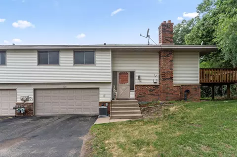 1645 Hickory Ln, Eagan, MN 55122