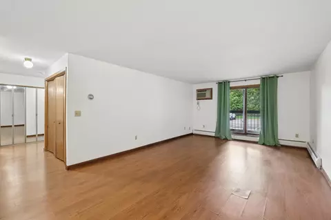 1011 41st Ave NE #107, Columbia Heights, MN 55421