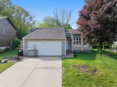 826 Northland Pl NE, Rochester, MN 55906