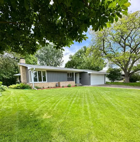 2313 Texas Ave S, Saint Louis Park, MN 55426