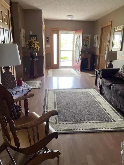 Entry Way - 33434 Country Loop, Wadena, MN 56482 photo 5 of 6