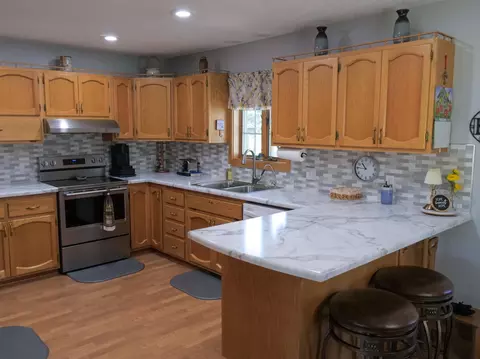 Kitchen - 33434 Country Loop, Wadena, MN 56482 photo 3 of 3
