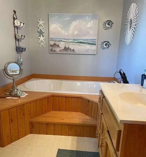 Bath - 33434 Country Loop, Wadena, MN 56482 photo 1 of 6