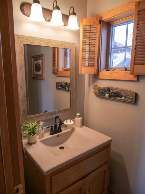 Bath - 33434 Country Loop, Wadena, MN 56482 photo 6 of 6