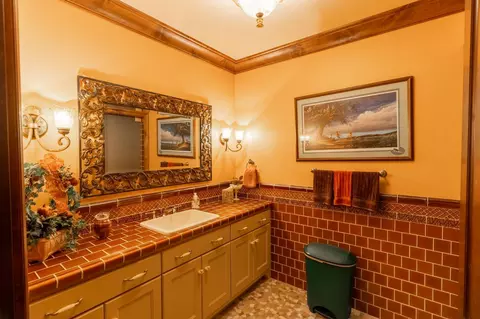 Bath - 45329 Red Pine Loop, Perham, MN 56573 photo 9 of 9
