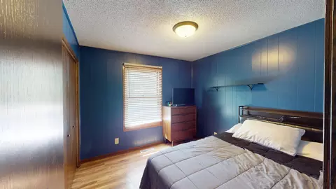 Bedroom - 1301 9th St SE, Willmar, MN 56201 photo 6 of 7