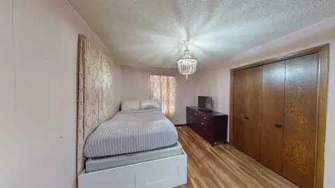 Bedroom - 1301 9th St SE, Willmar, MN 56201 photo 4 of 7