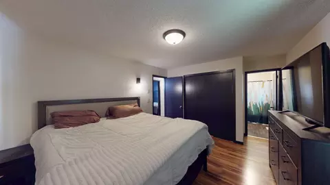 Bedroom - 1301 9th St SE, Willmar, MN 56201 photo 2 of 7