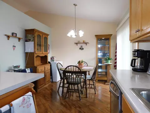Dining - 12340 44th Ave, Becker, MN 55308 photo 1 of 2