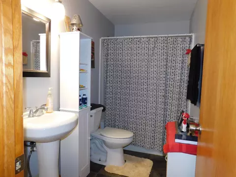 Bath - 12340 44th Ave, Becker, MN 55308 photo 2 of 2