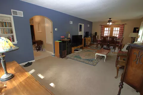 Living - 616 7th St NE, Staples, MN 56479 photo 1 of 2