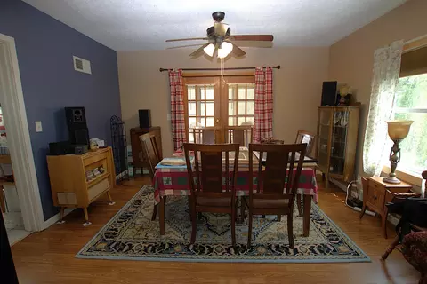 Dining - 616 7th St NE, Staples, MN 56479 photo 2 of 2
