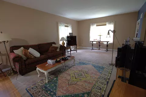 Living - 616 7th St NE, Staples, MN 56479 photo 2 of 2