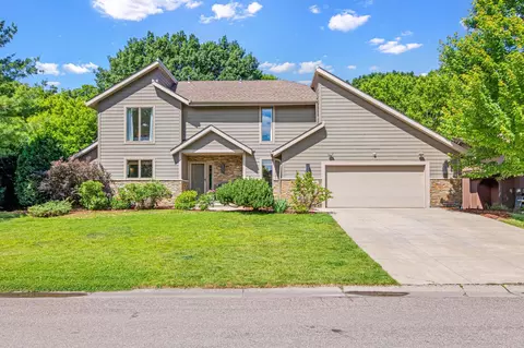 8408 Xylon Cir S, Bloomington, MN 55438